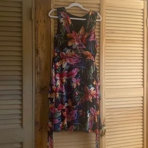 Beautiful floral chiffon dress NWT
